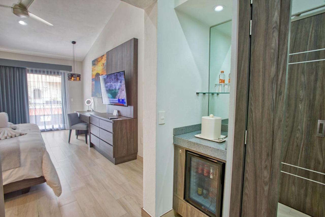 Casa Nicole Hotel Boutique Пуэрто-Вальярта Экстерьер фото